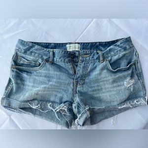 Aéropostale jean shorts size 5/6